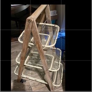 Rolling storage cart